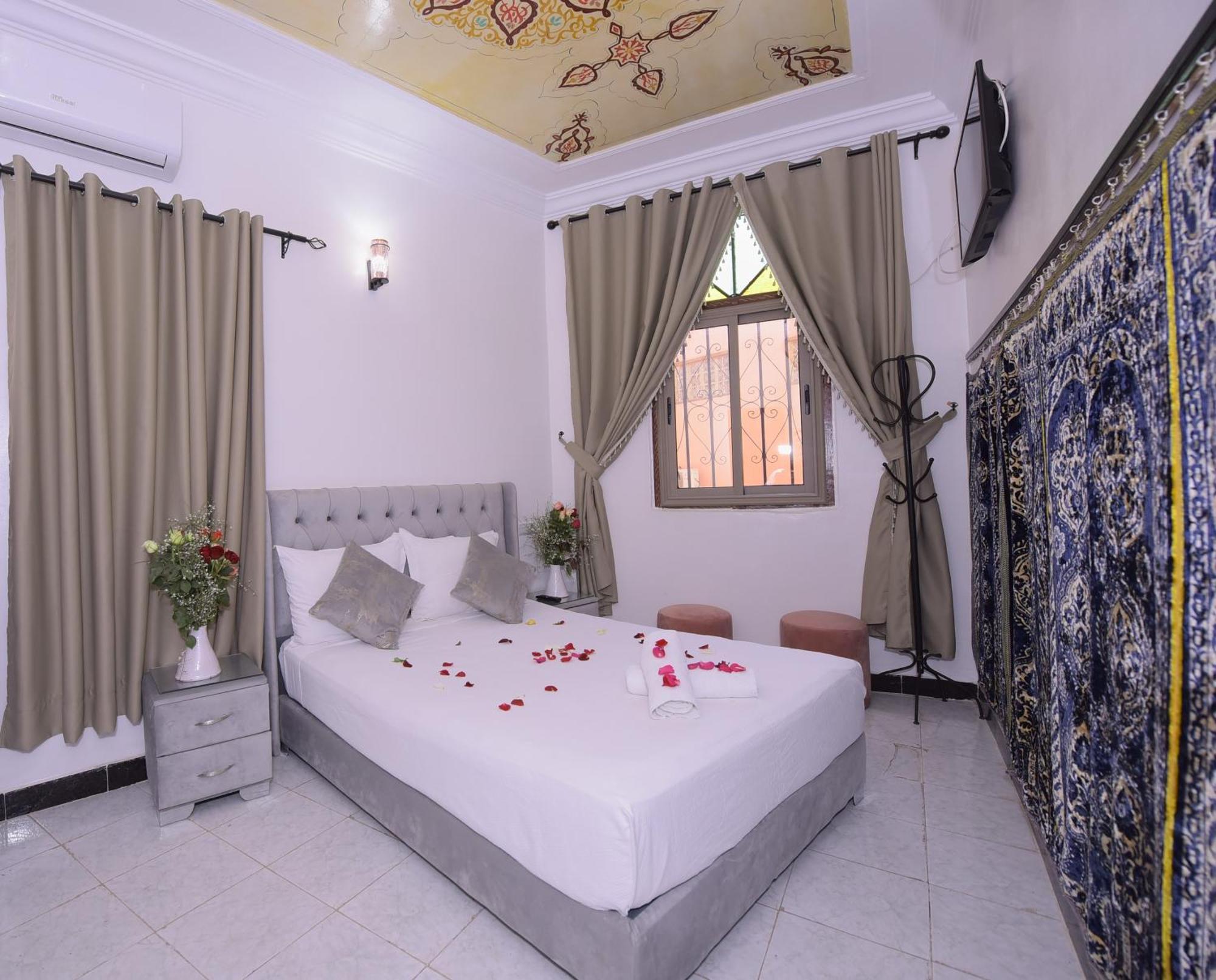 Hotel Riad Fantasia Marrakesh Exterior photo